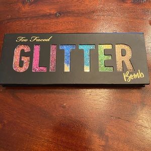 Too Faced Glitter Bomb Palette